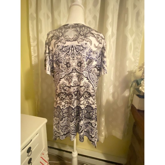 World Unity Womens Embroidered Rhinestone Tunic Top Sz XL Short Sleeve - Picture 5 of 5